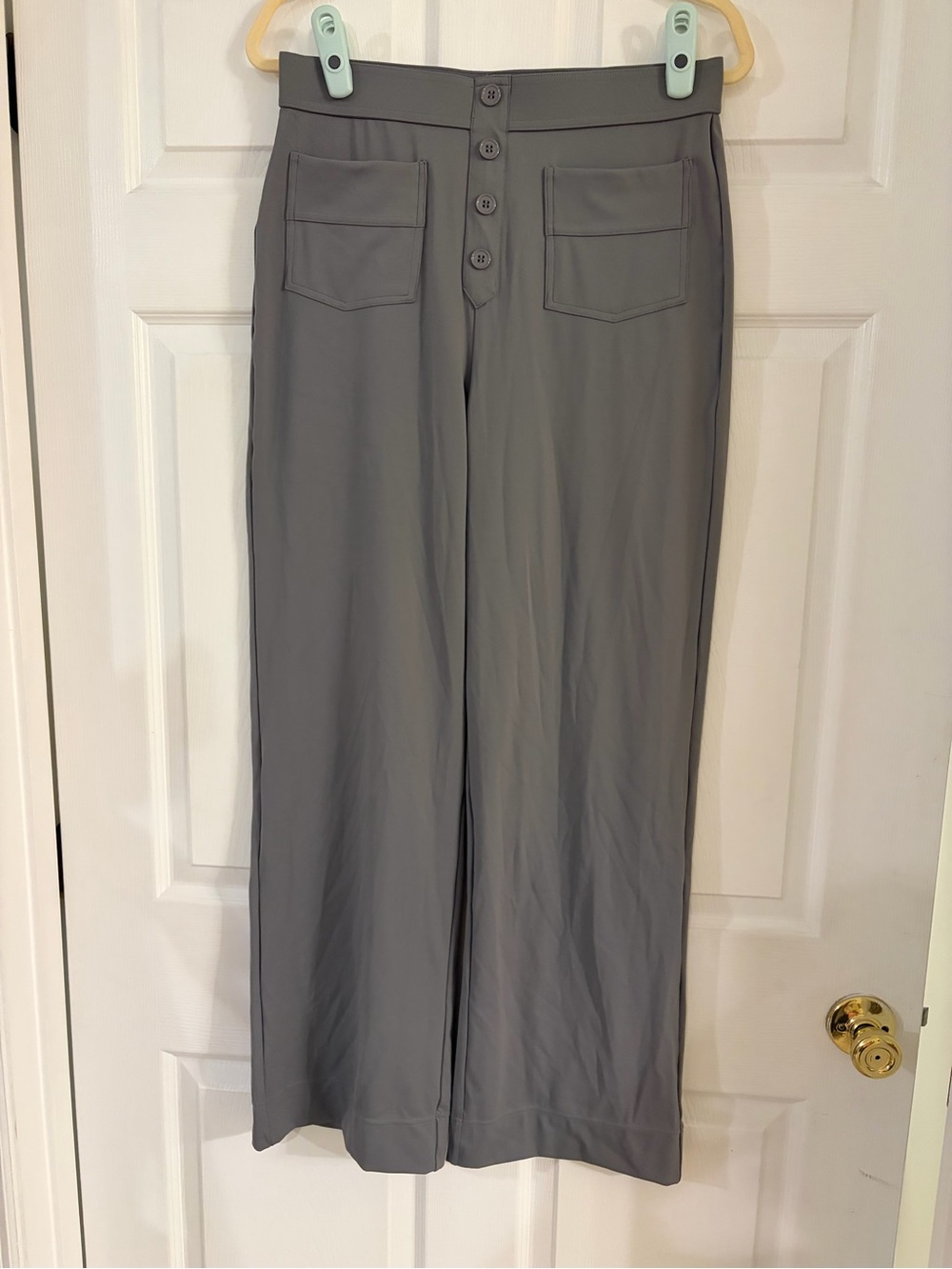 Halara DayStretch High Waisted Pockets Straight Leg Casual Pants NWT size L